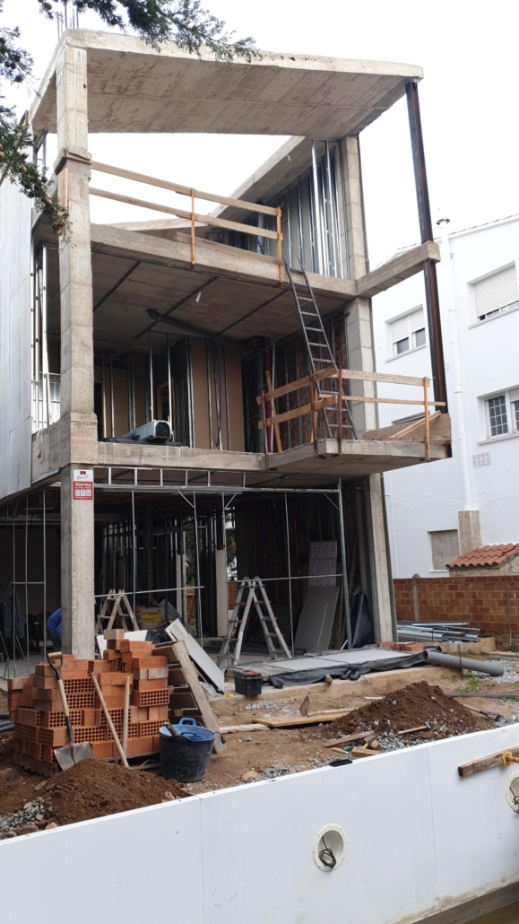 Proyectos de reformas integrales e interiorismo en Sant Cugat del Vallés Albañiles especializados en reformas de viviendas llave en mano en Sant Cugat, Vilasar de Mar, Sitges, etc.